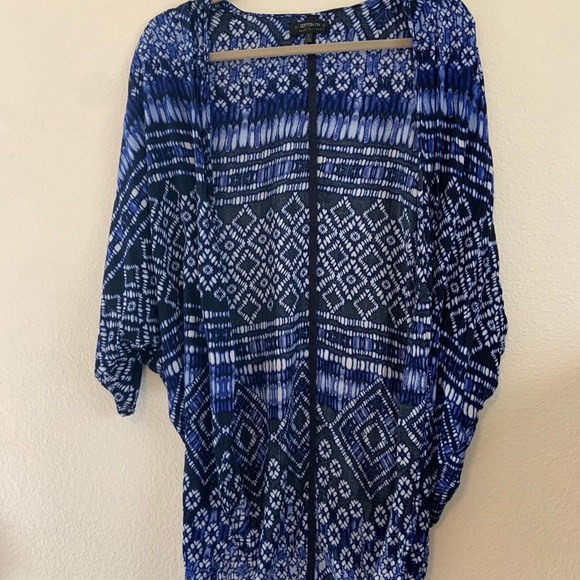 Kimono - Picture 1 of 5